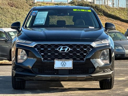 Used 2019 Hyundai Santa Fe SE image 9