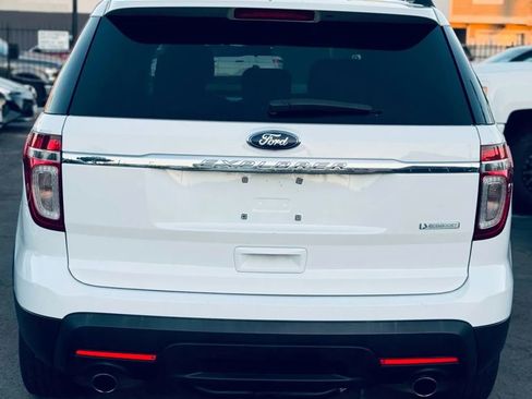 Used 2014 Ford Explorer FWD image 9