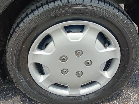 Used 2023 Mitsubishi Mirage ES image 13