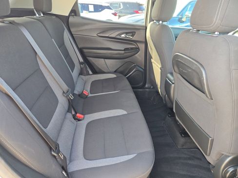Used 2024 Chevrolet TrailBlazer LT FWD image 20