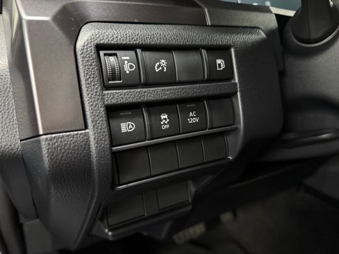 Used 2025 Toyota 4Runner TRD Off-Road image 18