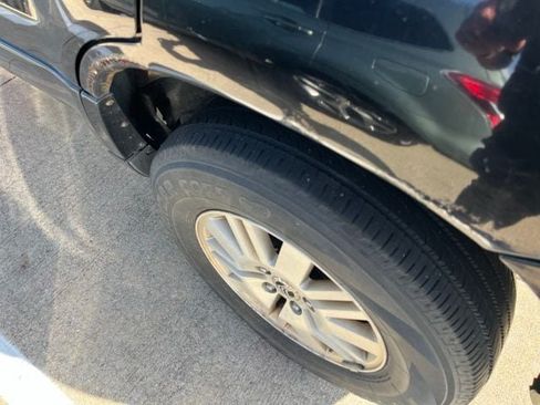Used 2006 Mercury Mariner Luxury FWD image 11