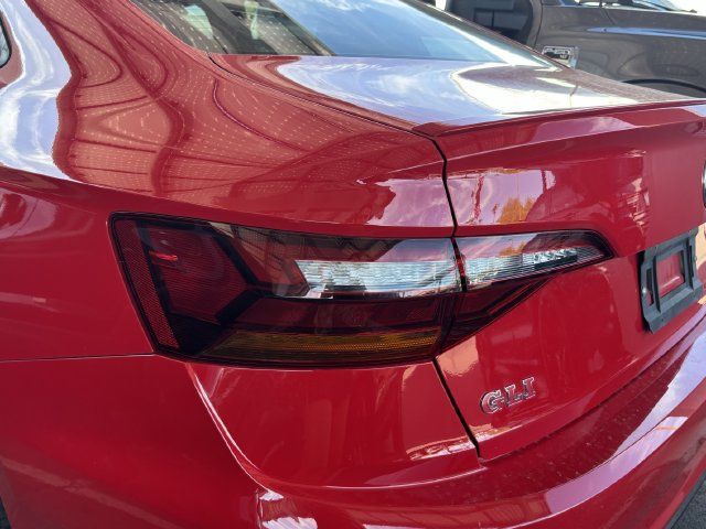 Used 2019 Volkswagen Jetta GLI Autobahn FWD image 10