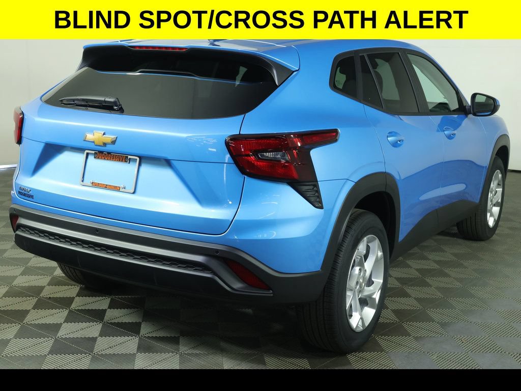 New 2026 Chevrolet Trax LS w/ LS Convenience Package FWD image 7