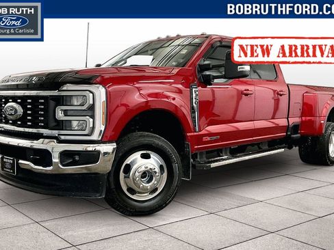 Used 2024 Ford F350 Lariat image 1
