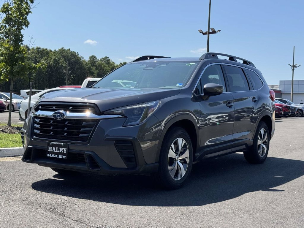 Used 2025 Subaru Ascent Premium AWD/4WD image 25