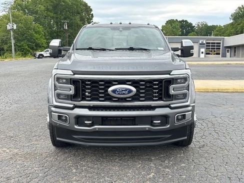 Used 2023 Ford F450 Platinum w/ Camper Package AWD/4WD image 2