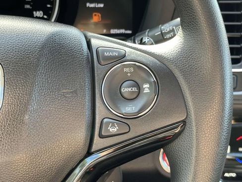 Used 2022 Honda HR-V EX image 23