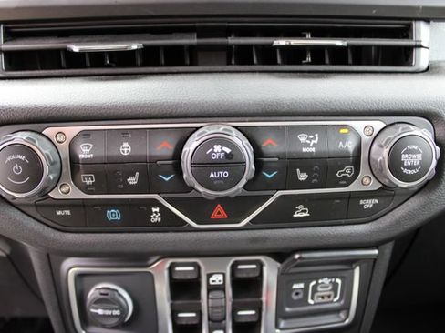 Used 2025 Jeep Wrangler Unlimited Sport S 4xe AWD/4WD image 26