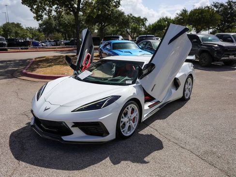 Used 2021 Chevrolet Corvette Stingray Premium Conv w/ Z51 Performance Package RWD image 23