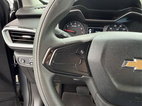 Used 2023 Chevrolet TrailBlazer LS AWD/4WD image 28