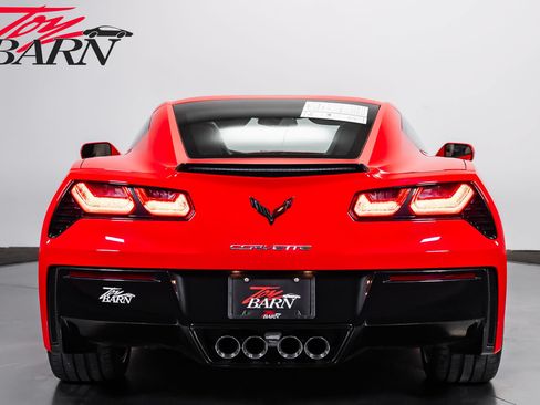 Used 2015 Chevrolet Corvette Stingray Coupe RWD image 4