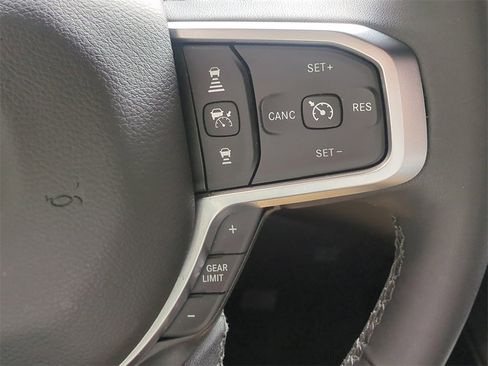 Certified 2025 RAM 1500 Big Horn image 27