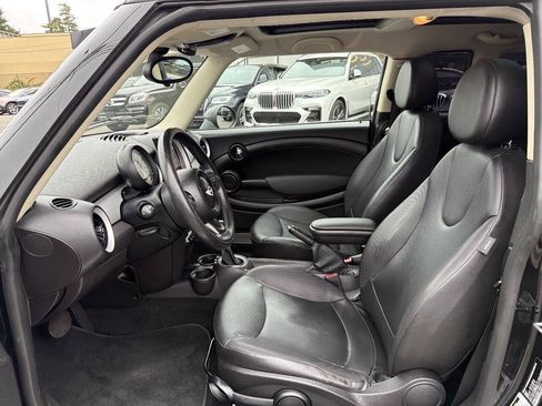 Used 2013 MINI Cooper Clubman FWD image 29