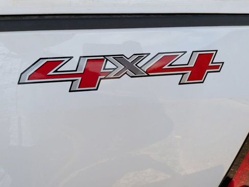 Used 2019 Chevrolet Colorado W/T w/ WT Convenience Package AWD/4WD image 10
