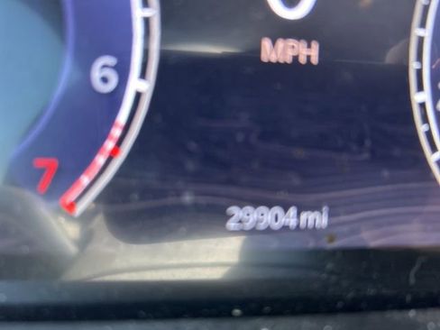 Used 2023 Jeep Grand Cherokee L Laredo image 13