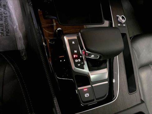 Certified 2023 Audi Q5 2.0T Premium Plus w/ Premium Plus Package image 18