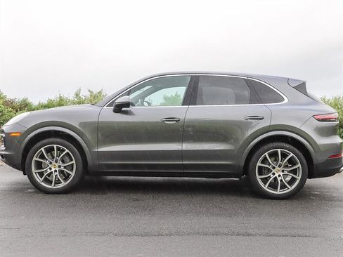 Used 2019 Porsche Cayenne S image 8
