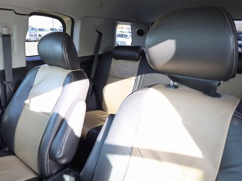 Used 2008 Toyota FJ Cruiser Base image 16