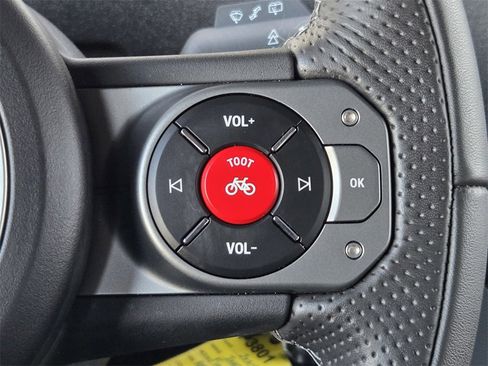 Used 2024 INEOS Grenadier Fieldmaster Edition image 25