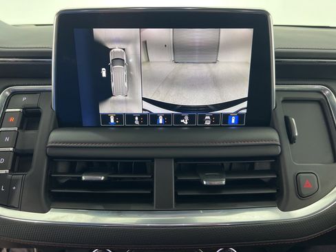 Used 2023 Chevrolet Suburban RST w/ Luxury Package image 14