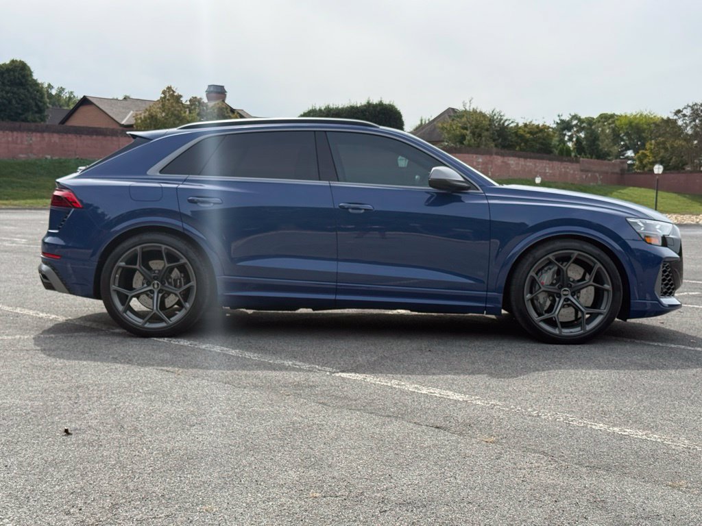 Used 2025 Audi RS Q8 performance AWD/4WD image 6
