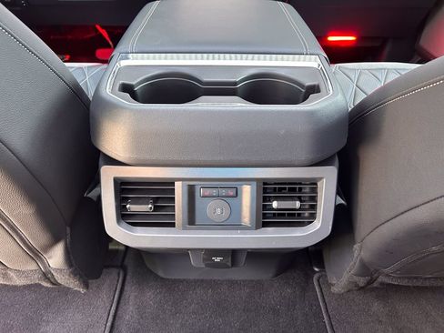 Used 2026 Ford F250 Lariat w/ Black Appearance Package AWD/4WD image 46