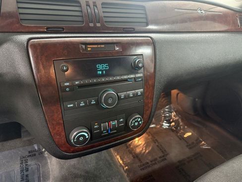 Used 2007 Chevrolet Impala LT FWD image 14