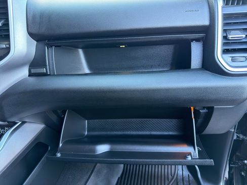 Used 2022 RAM 1500 Big Horn image 13