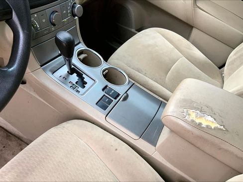 Used 2010 Toyota Highlander 2WD image 14