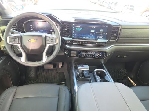 Used 2026 Chevrolet Silverado 1500 LTZ w/ LTZ Convenience Package II AWD/4WD image 8