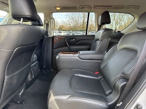 Used 2019 INFINITI QX80 Luxe w/ Cargo Package image 9