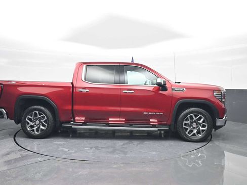 Used 2022 GMC Sierra 1500 SLT w/ SLT Premium Plus Package image 9