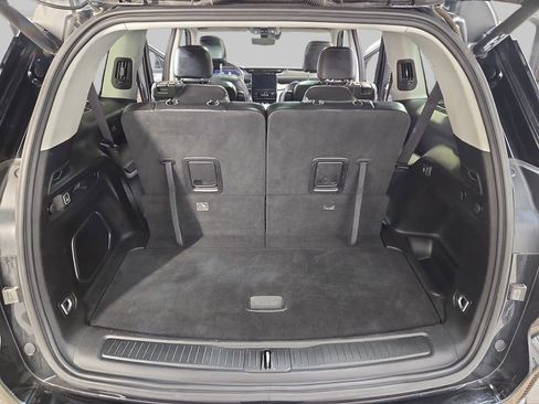 Used 2022 Jeep Grand Cherokee L Limited w/ Luxury Tech Group II AWD/4WD image 16