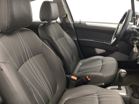 Used 2015 Chevrolet Spark LS image 21