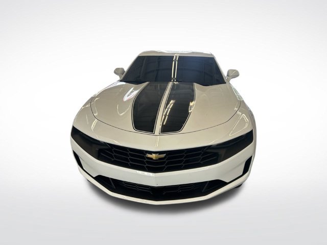 Used 2024 Chevrolet Camaro LT RWD image 3