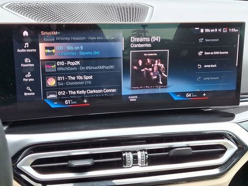 Used 2023 BMW 330i Sedan w/ Premium Package image 19