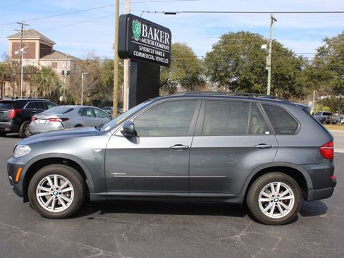 Used 2012 BMW X5 xDrive35d image 9