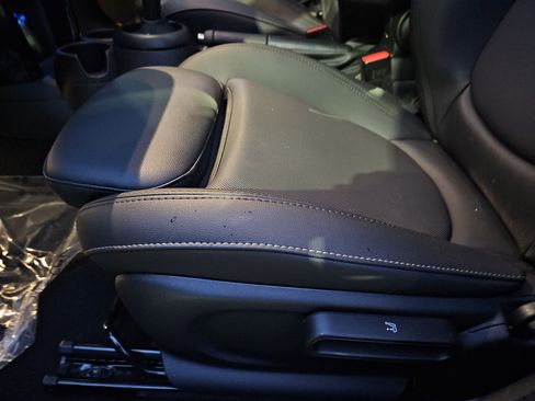 Used 2023 MINI Cooper S image 29