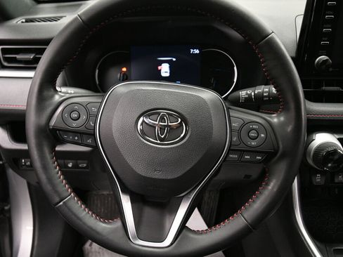 Certified 2021 Toyota RAV4 SE image 12