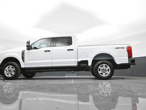Used 2025 Ford F250 XLT image 62