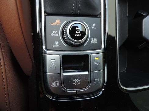 Used 2024 Kia Telluride SX Prestige X-Line AWD/4WD image 25