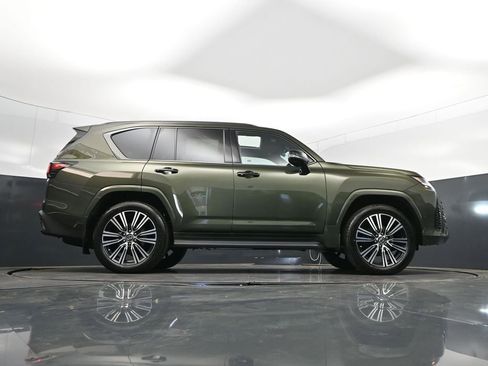 New 2026 Lexus LX 700h Luxury image 47