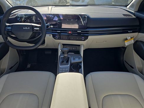 New 2026 Kia Sportage EX image 13