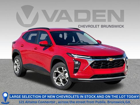 New 2026 Chevrolet Trax LT w/ Driver Confidence Package FWD image 1
