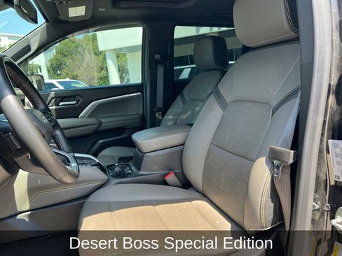 Used 2023 Chevrolet Colorado ZR2 w/ Desert Boss Special Edition AWD/4WD image 10