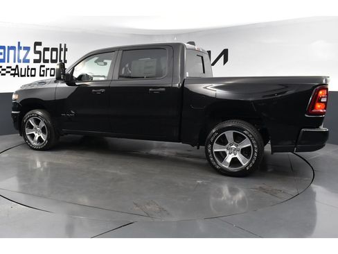Used 2025 RAM 1500 Tradesman AWD/4WD image 3