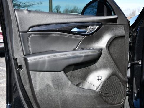 Used 2023 Buick Envision Preferred image 11