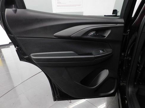 Used 2023 Chevrolet TrailBlazer RS w/ Convenience Package image 26