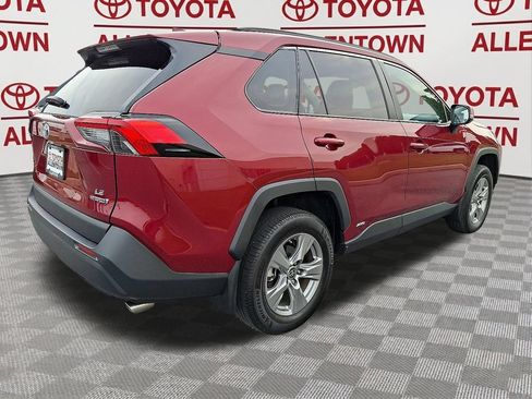 Used 2024 Toyota RAV4 LE AWD/4WD image 8